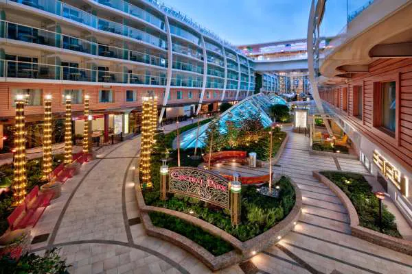 Wonder of the Seas Central Park