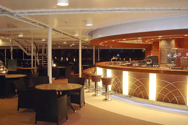 El Sombrero Pool Bar