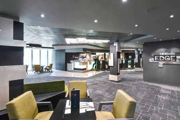 Edge Cocktail Bar